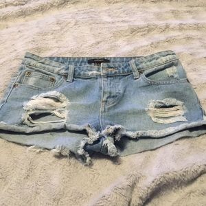 Forever 21 size 26 distressed jean shorts